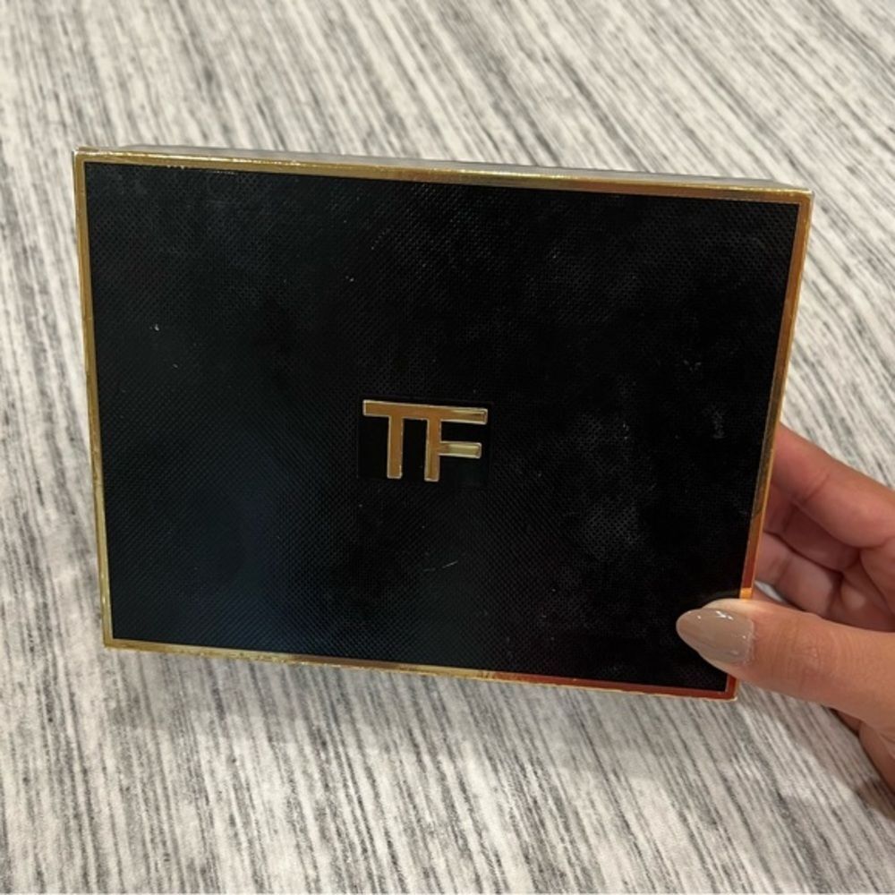 TOM FORD BOX